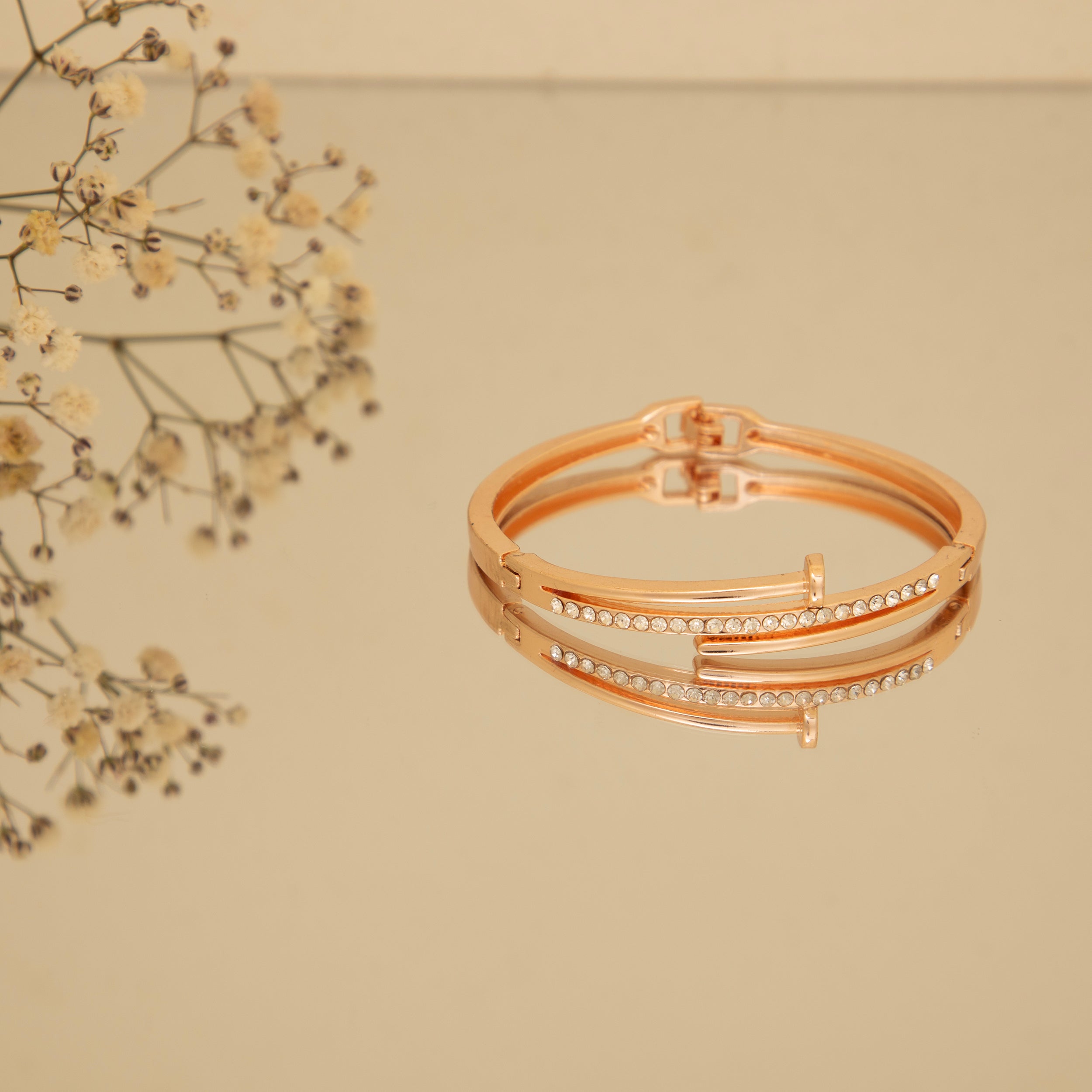 LA FILLE D'OR Crystal Rhinestone Bangle Bracelet, Rose Gold Toned, Hinged Clasp Design (ROSE GOLD, One Size)