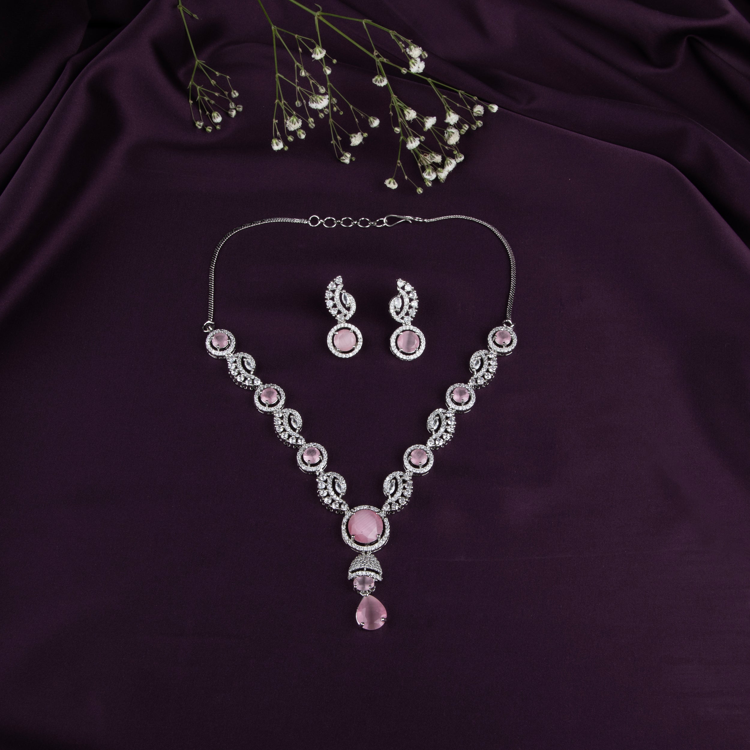 LA FILLE D'OR Elegant Pink and White Crystal Necklace Set with Earrings (PINK, ONE SIZE)