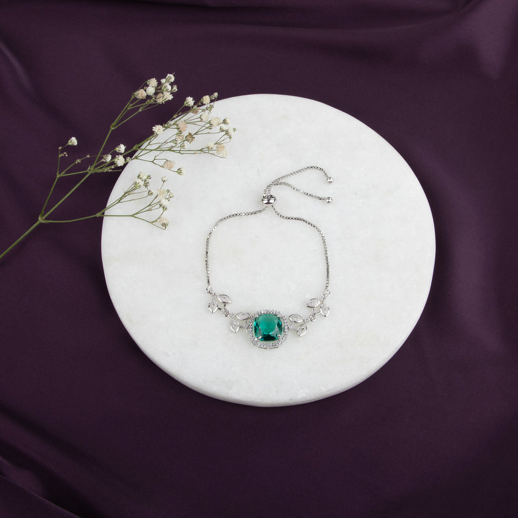 LA FILLE D'OR Simulated Green Emerald and Cubic Zirconia Bracelet. (EMERALD GREEN, One Size)
