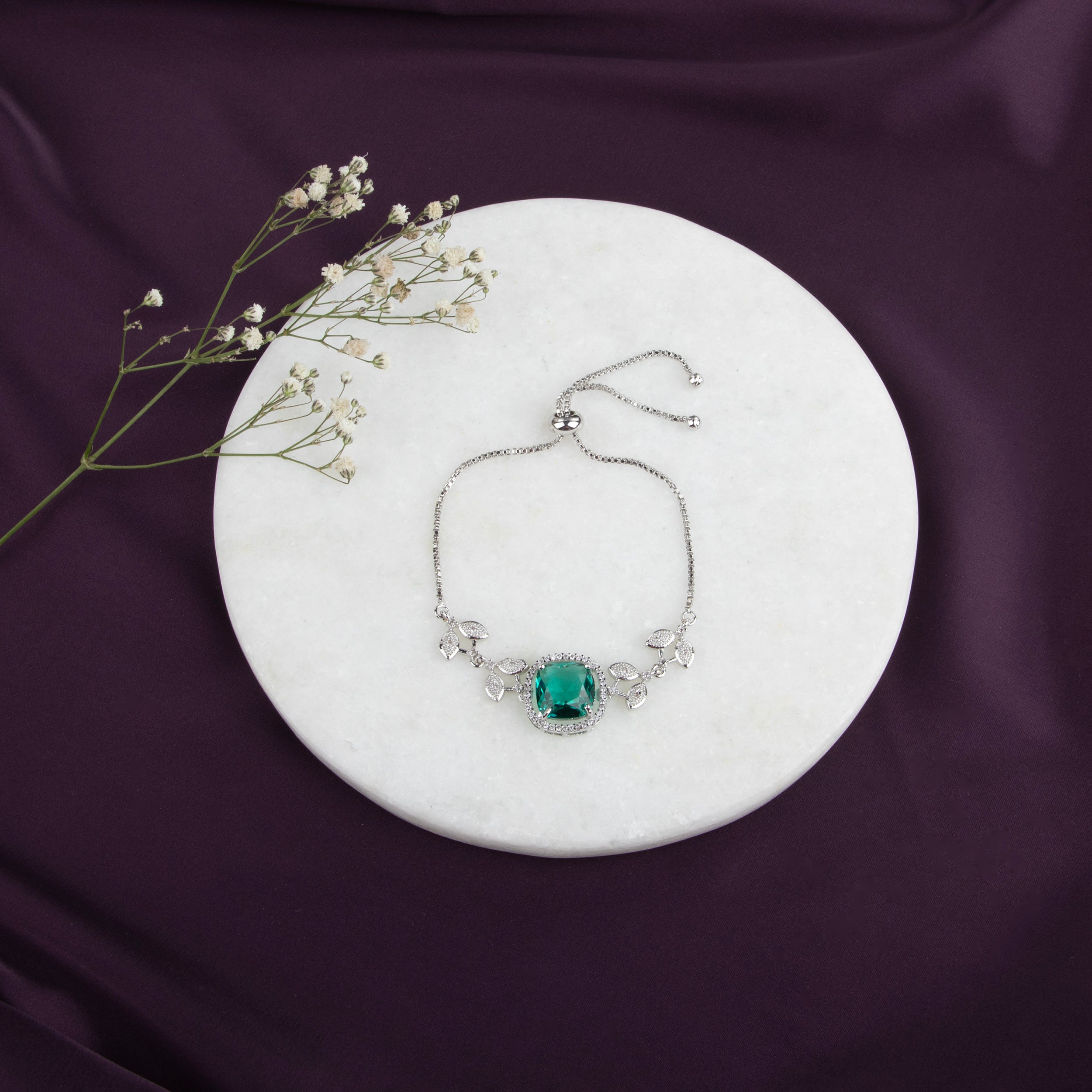 LA FILLE D'OR Simulated Green Emerald and Cubic Zirconia Bracelet. (EMERALD GREEN, One Size)