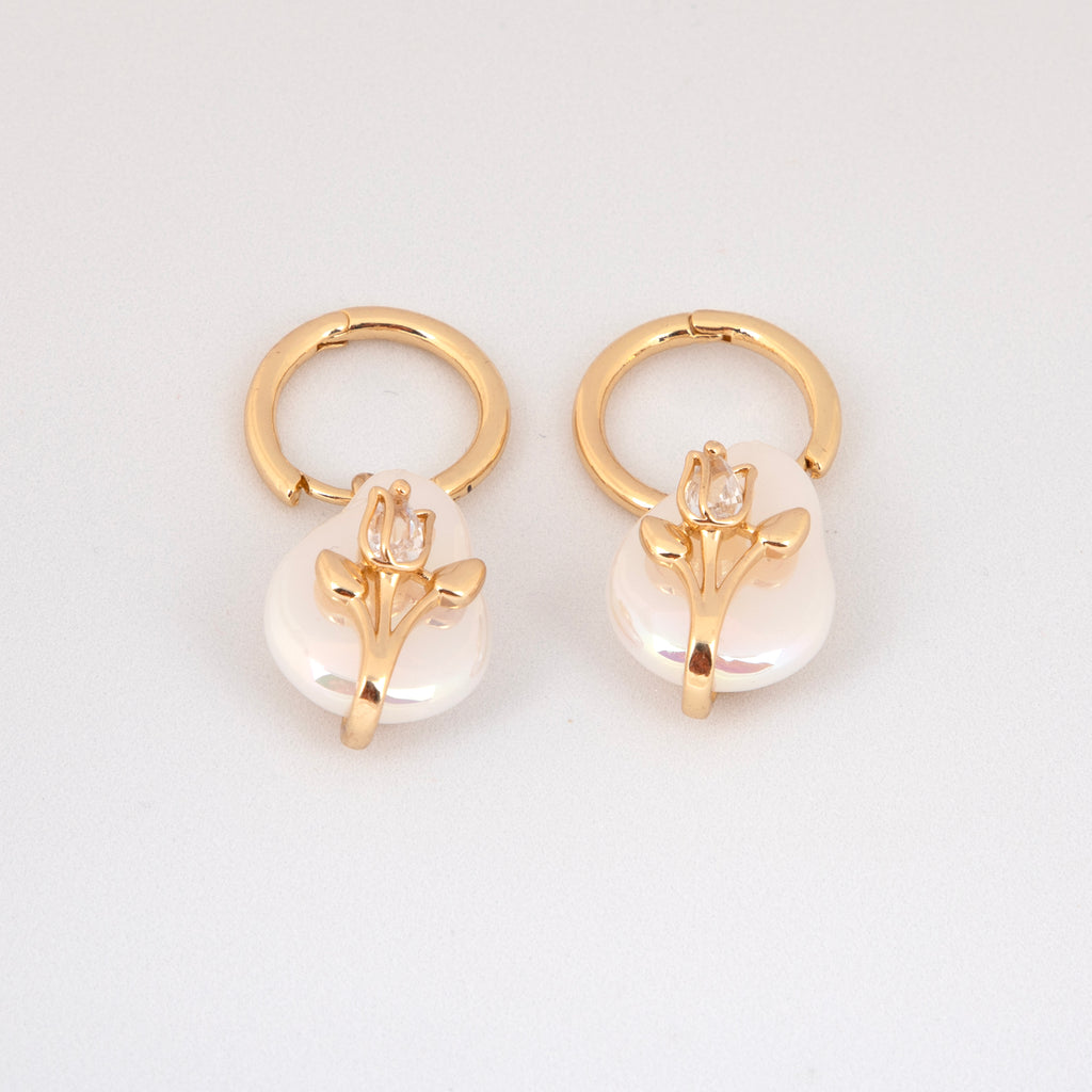 Gold-Plated Earrings with Pearl Pendants