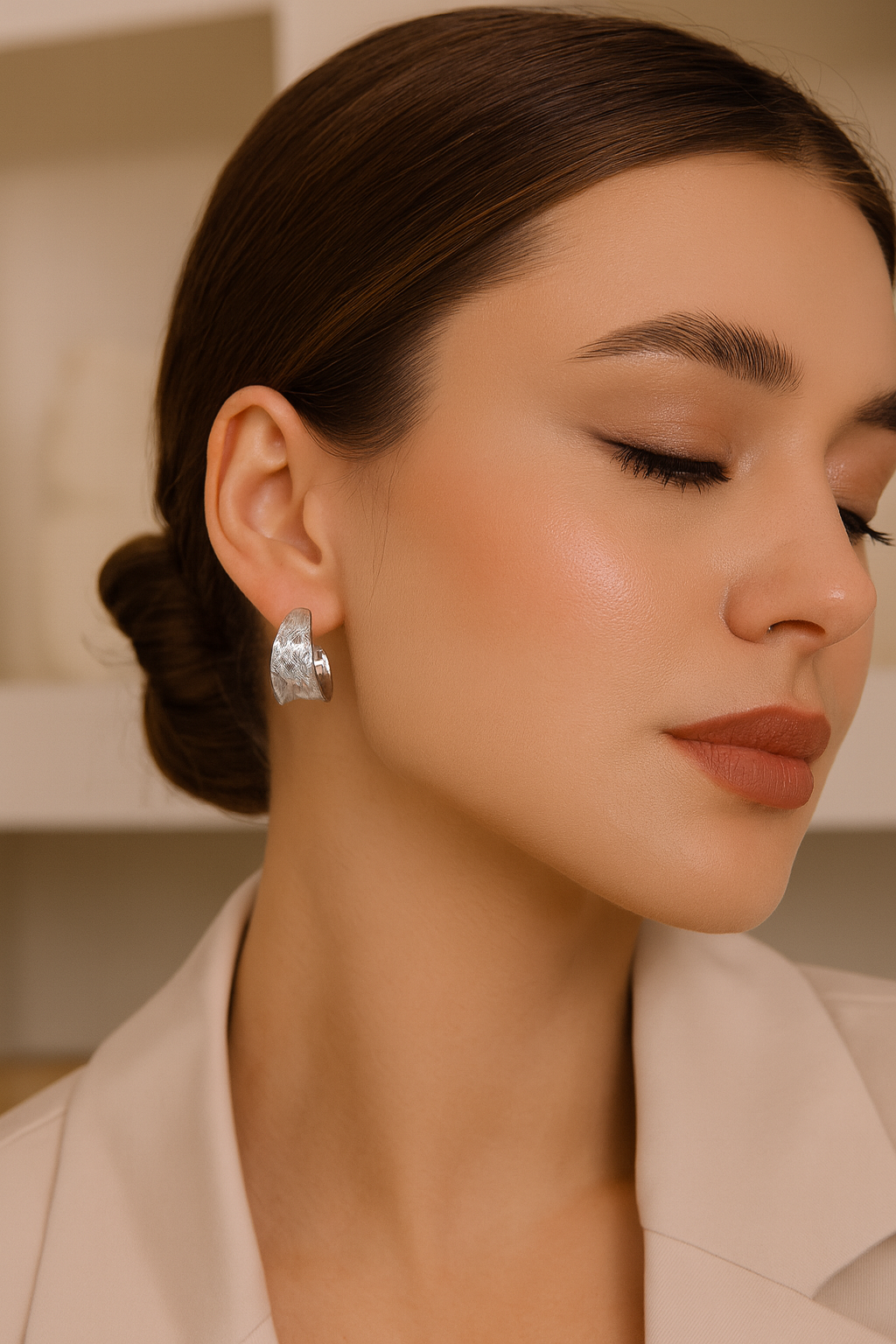 LA FILLE D'OR ROUND SHAPED EARRINGS (SILVER, ONE SIZE)