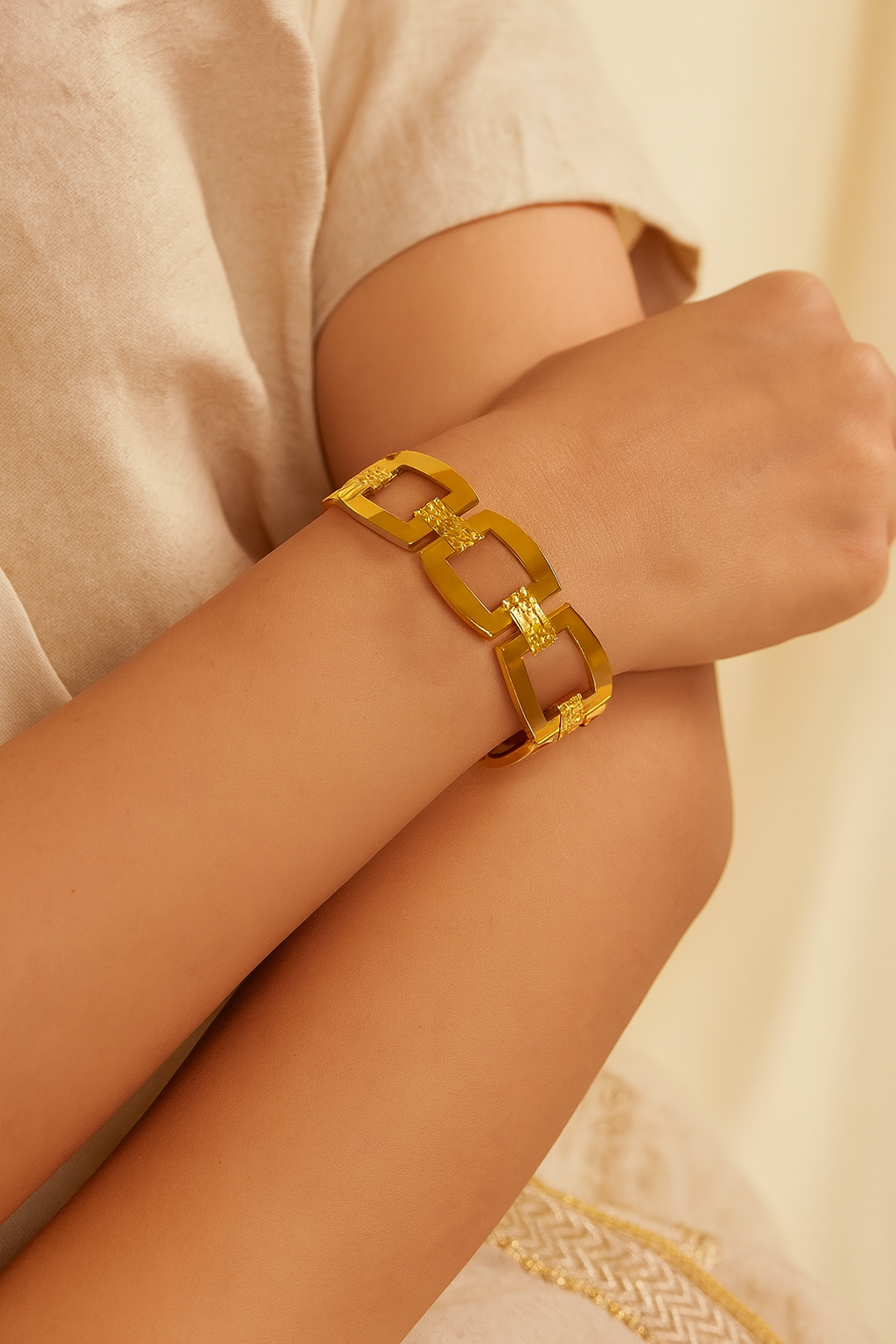 LA FILLE D'OR Luxury Gold-Plated Geometric Link Bracelet, Wide Cuff Design with Textured Pattern