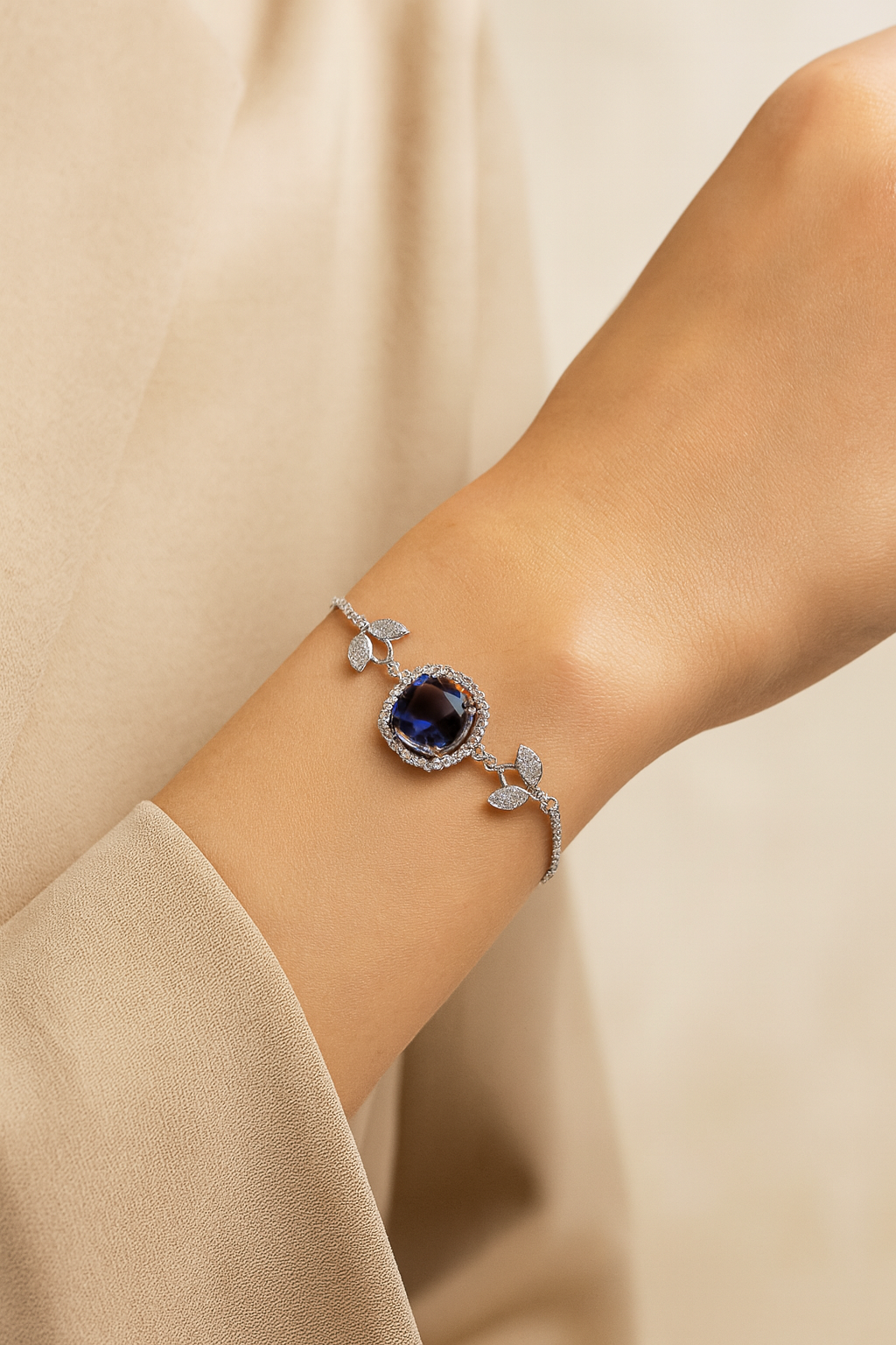 LA FILLE D'OR Simulated pink  and Cubic Zirconia Bracelet. (BLUE, One Size)