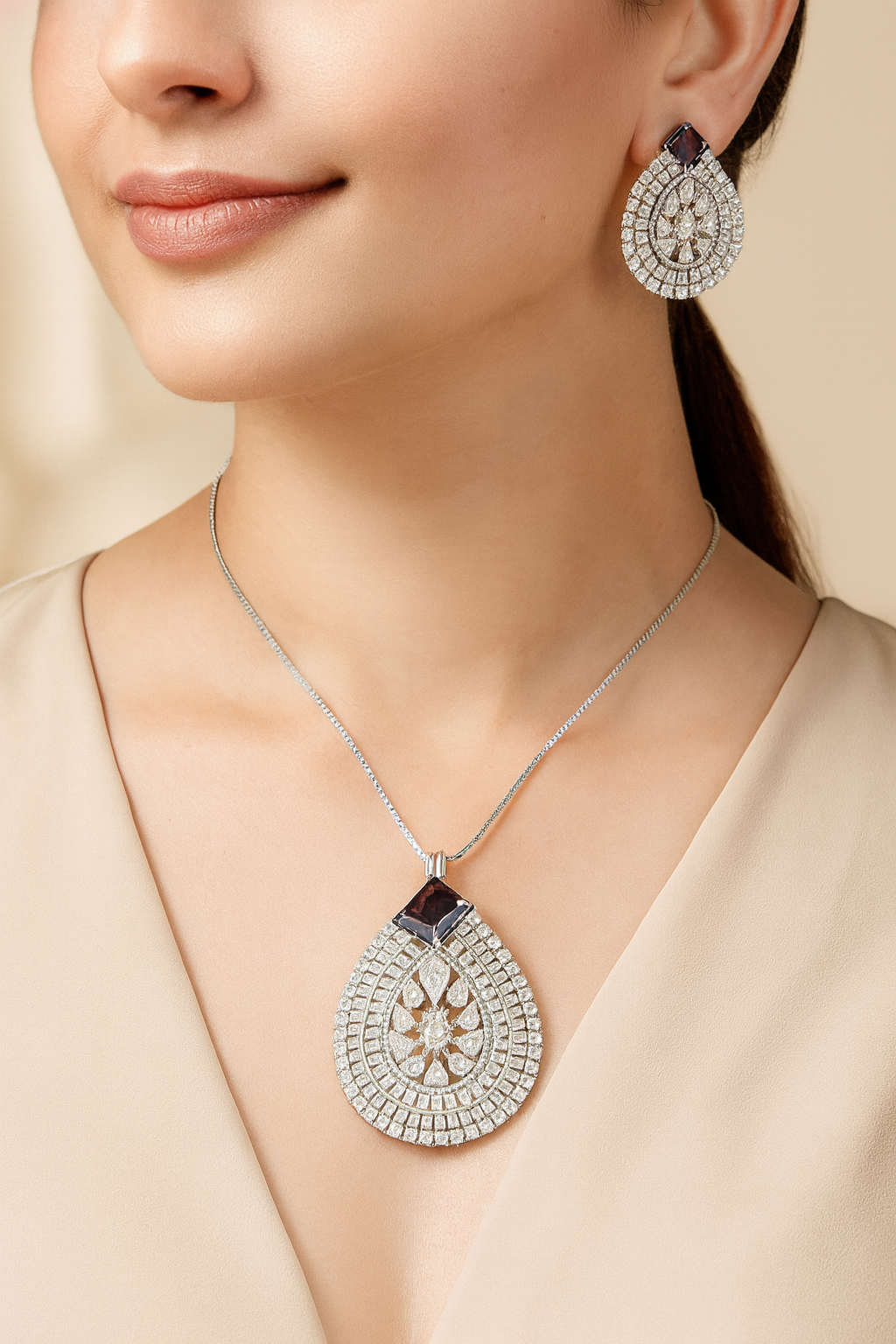 LA FILLE D'OR Elegant Jewellery Set with Pear-Shaped Pendant, Earrings, Purple stones