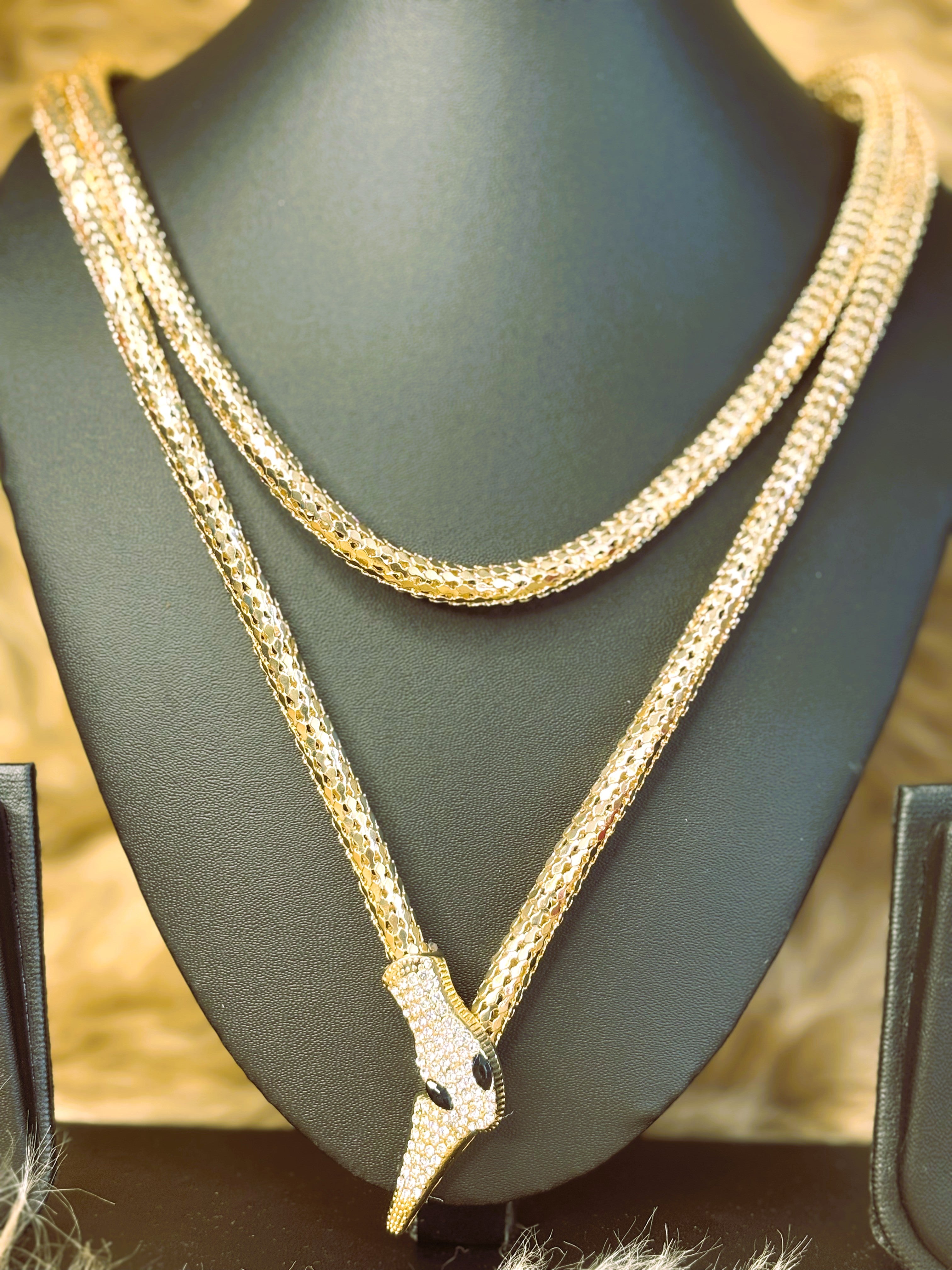 LA FILLE D'OR Luxury Snake Chain Necklace with Crystal-Studded Pendant,Fashion Jewellery
