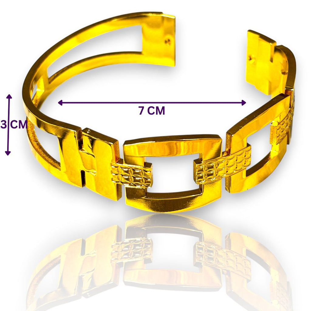 LA FILLE D'OR Luxury Gold-Plated Geometric Link Bracelet, Wide Cuff Design with Textured Pattern