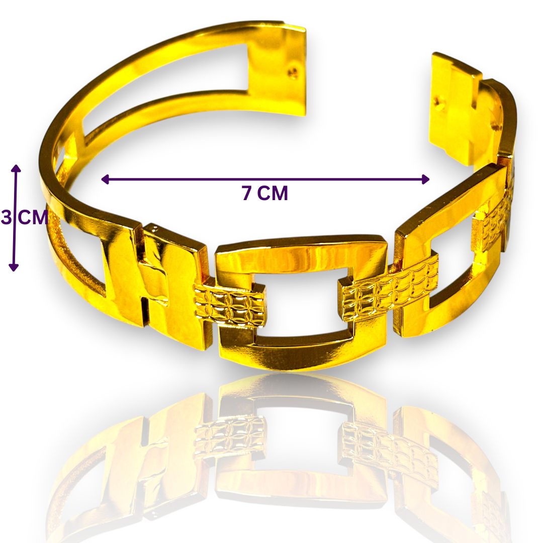 LA FILLE D'OR Luxury Gold-Plated Geometric Link Bracelet, Wide Cuff Design with Textured Pattern