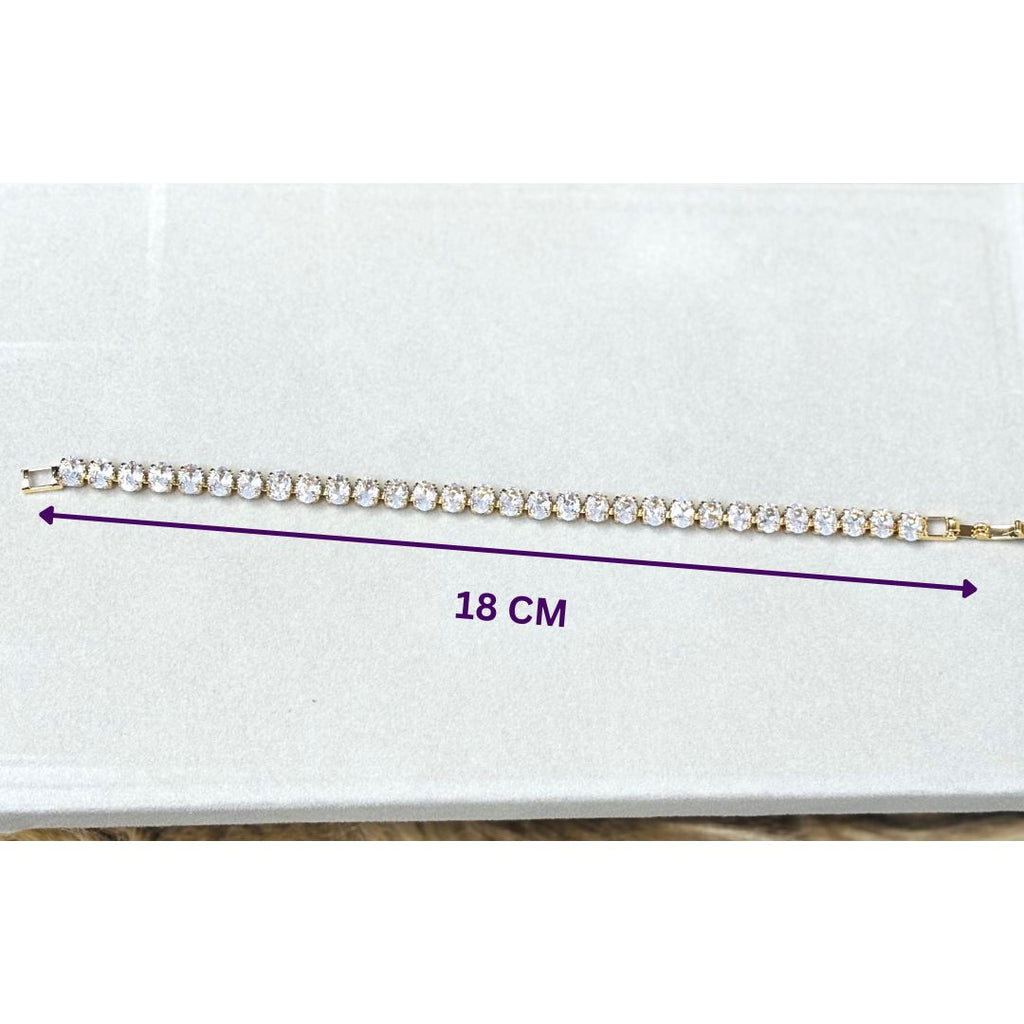 LA FILLE D'OR Crystal Bracelet, Gold-Plated Setting, Clear Cubic Zirconia Stones, Classic Design