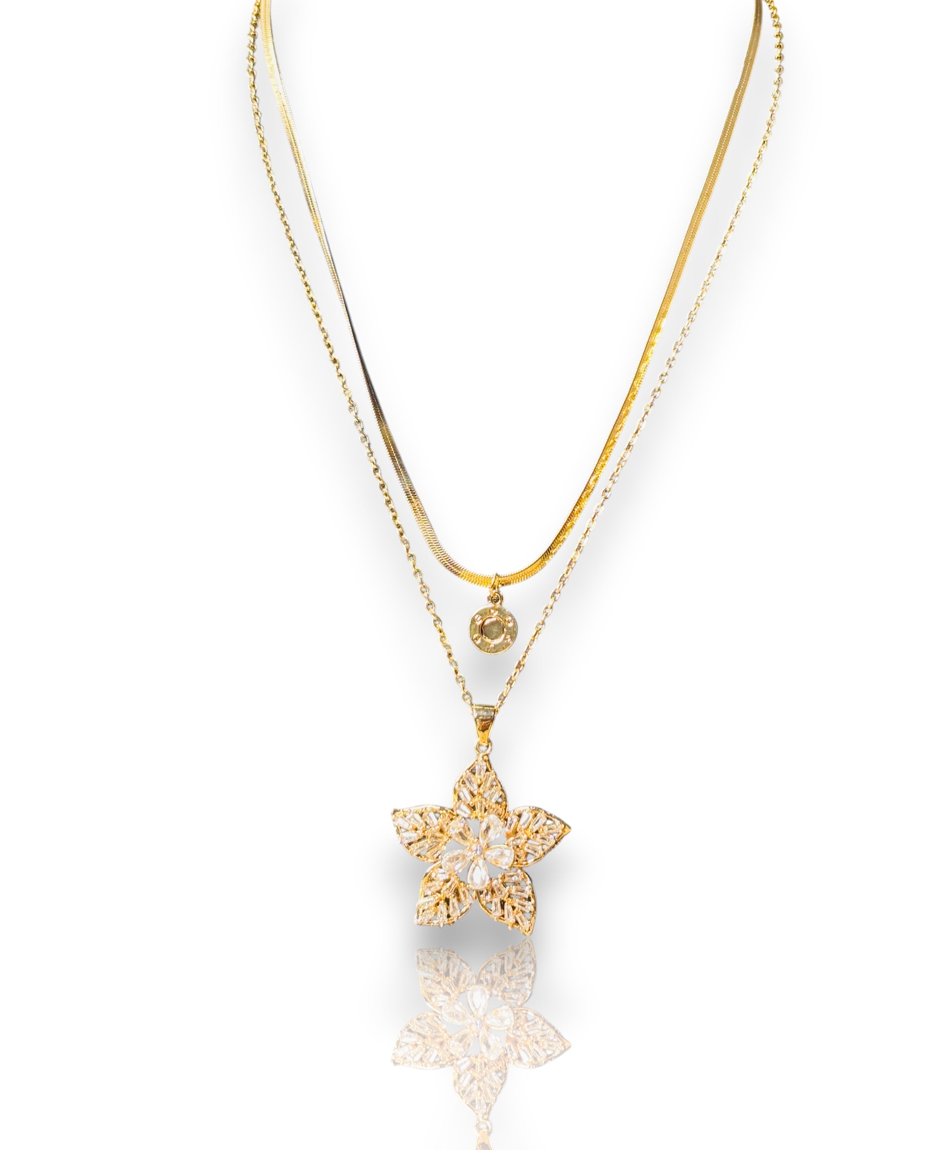 LA FILLE D'OR Layered Gold Chain Necklace with Flower Pendant, 20 cm Length, 4 cm Pendant