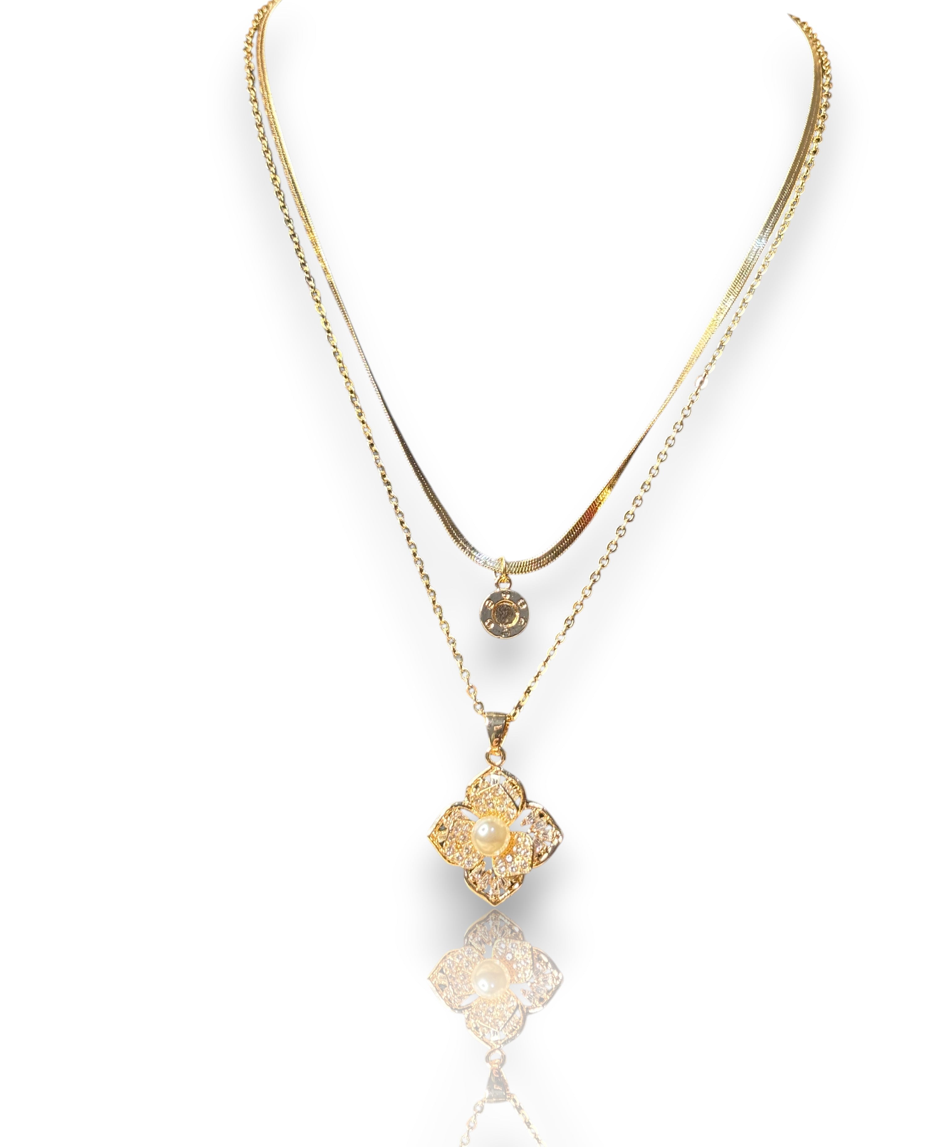 LA FILLE D'OR Layered Gold Chain Necklace with Flower Pendant, 20 cm Length, 4 cm Pendant